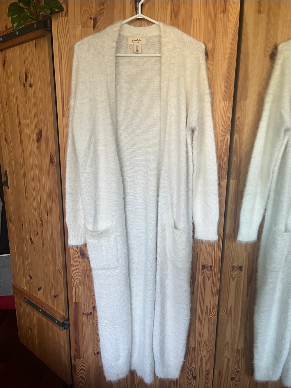 Jessica Simpson Longline Open-Front Fuzzy Cream Cardigan (size M)
